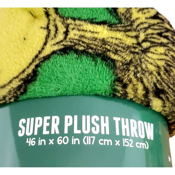 New Grinch Max Plush Throw Blanket Kids Christmas Holiday Gift 46x60 Lightweight - Picture 8 of 9